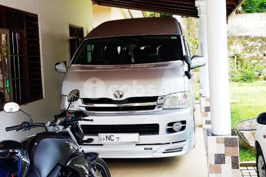 Toyota KDH High Roof